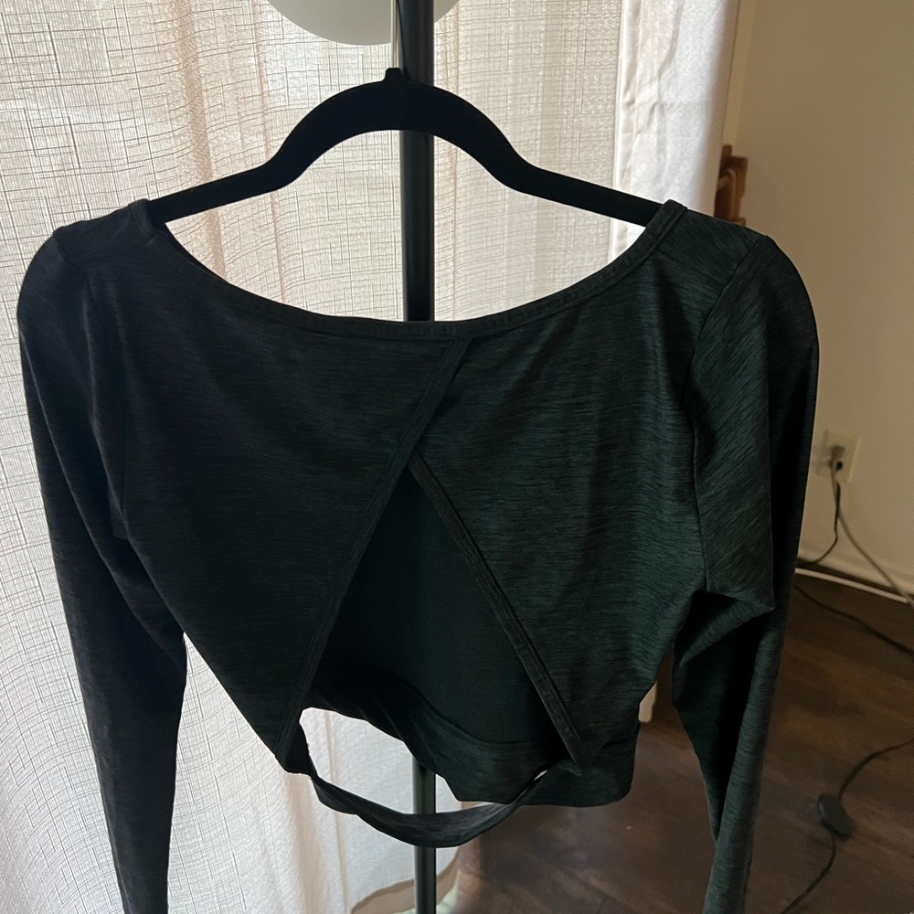 Aritiza The Constant Open Back Workout Top